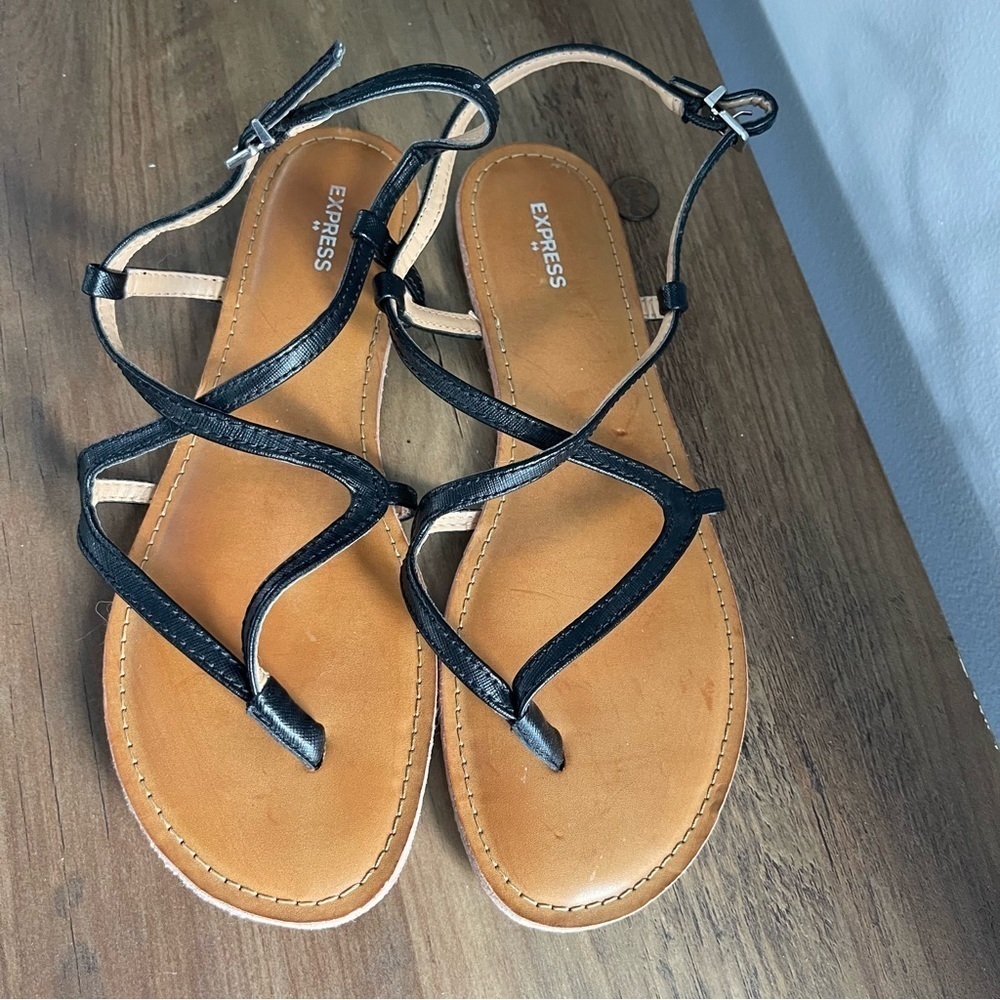 Express Sandals size 8